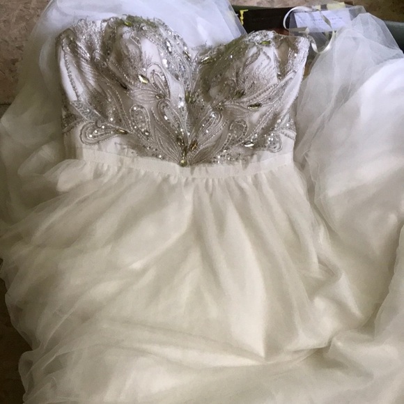 Aidan Mattox Dresses & Skirts - Aidan Mattox strapless beaded bodice long gown